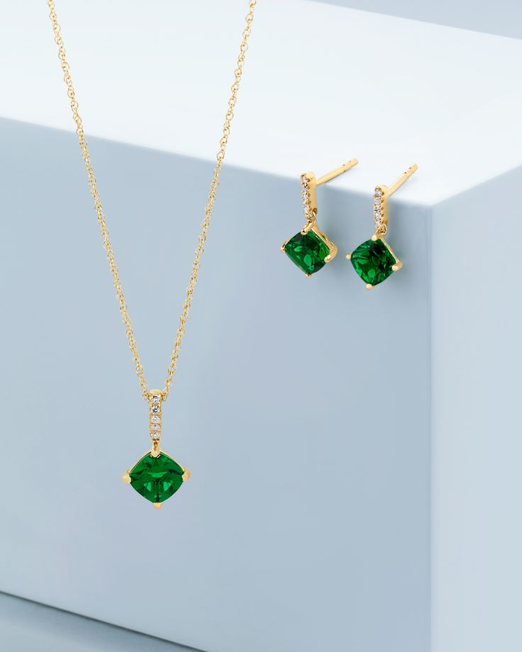 The brilliant, deep green Emerald is associated with faith, love, and new beginnings. Green Jewelry Photography, Green Jewellery, Jewelry Product Shots, Bridal Accessories Jewelry, Jewelry Photoshoot, Faith Love, Jewelry Accessories Ideas, Green Jewelry, May Birthstone