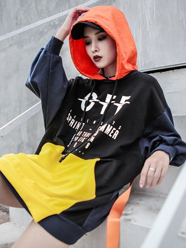 Sku CY-!67300 Material >80%Cotton Style Hooded Feature Contrast Color , Split-joint Occasion Original Creation , Stylish Selection Seasons Spring , Autumn Type Hoodies&sweatshirt Tops Color BLACK Size FREE SIZE Please consult the size chart we provide for this item's measurements to help you decide which size to buy.Please note: There may be 1-3cm differ due to manual measurement.CMINCH Bust Shoulder Sleeve Hemline Length Sleeve Opening FREE SIZE 148 120 51.5 91 85 20-30 Model's information : Weight : 46 KgHeight : 164 Cm (64.57 Inches)Bust : 78 Cm (30.71 Inches)Waist : 60 Cm (23.62 Inches)Hips : 80 Cm (31.50 Inches) Spring Hooded Techwear Sweatshirt, Long Sleeve Drawstring Sweatshirt For Sports, Spring Techwear Hooded Sweatshirt, Color Block Tops For Winter Streetwear, Winter Color Block Tops For Streetwear, Hip Hop Style Sweatshirt For Sports In Fall, Black Hip Hop Sweatshirt For Outdoor, Urban Black Sweatshirt For Outdoor Activities, Winter Sportswear Sweatshirt With Drawstring