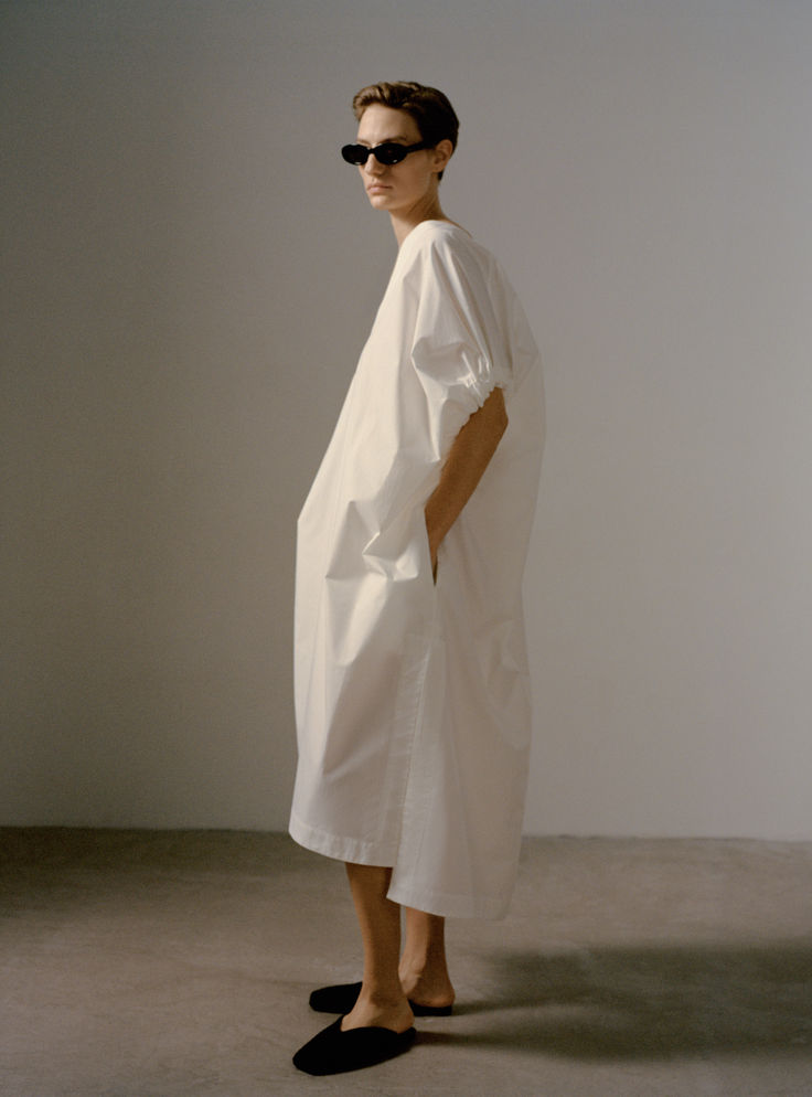 Artfully draping down, the Rouched Dress is light and breezy with a sense of structured volume House Of Dagmar, Rouched Dress, Fitted Denim Jacket, Classic Coats, Style Inspiration Summer, Current Styles, Fashion Victim, Summer 24, White Fashion