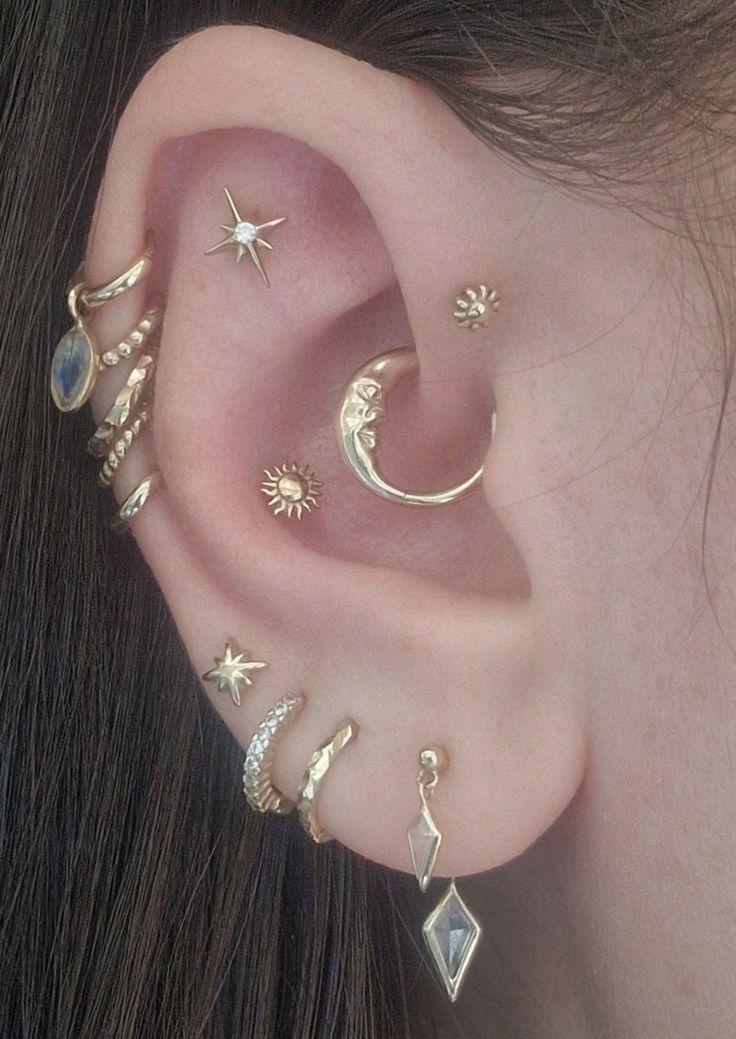 8mm 14K & 9K Solid Gold Moon Daith Ringdaith Hoop Daith - Etsy Daith Ring Piercing, Ear Piercing Ideas For Pointy Ears, Cute Ear Jewelry, Ear Jewelry Ideas Gold, Ear Piercing Curation With Gauges, Daith Curated Ear, Star Daith Piercing, Daith Hoop Piercing, Sun Daith Piercing