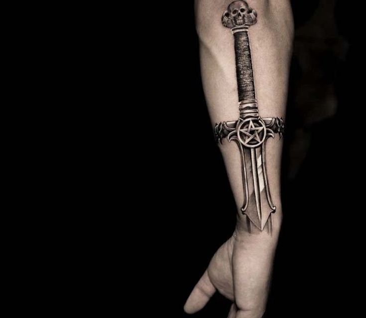 Sword tattoo by Niki Norberg Gladiator Tattoo, Mangas Tattoo, Viking Tattoo Sleeve, Knight Tattoo, Forarm Tattoos, Cool Forearm Tattoos, Warrior Tattoos, Norse Tattoo, Arm Band Tattoo