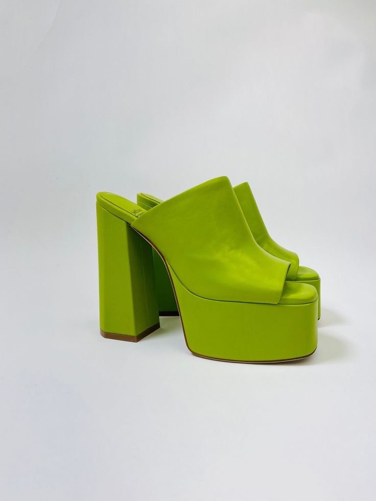 Luna Luv Platform Mule Green, Shoes by Jeffrey Campbell | LIT Boutique Y2k Colorful, Country Vibes, Fall In Luv, Skirt Measurements, Platform Mules, Y2k Vibes, Going Green, Cute Boutiques, Carrie Bradshaw