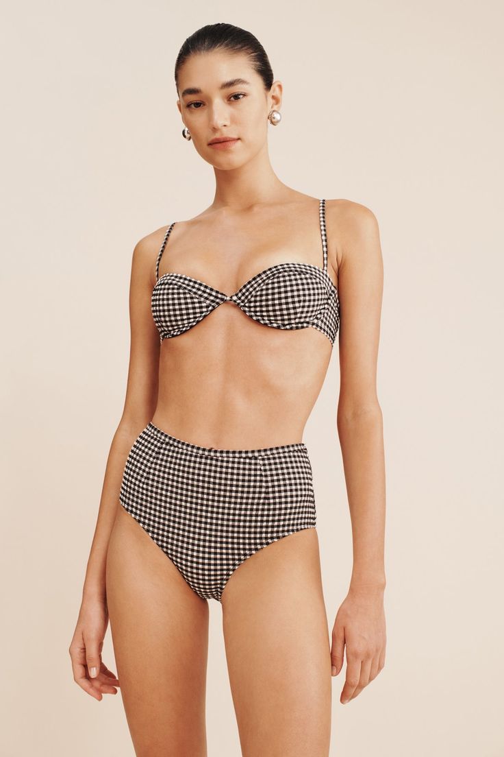 Patterned with nostalgic gingham, the Piper Top features a sweet-heart neckline, thin straps and a clasp fastening at the back. Underwire is present to provide shape and support. Pair it with the matching Piper Bottoms. Adjustable thin straps Underwire cup Soft removable padding Premium gold hardware Moderate coverage Lined Material: 50% Polyester 41% Polyamide 9% Elastane Made in a SEDEX certified factory 1960s Swimsuit Bikinis, 1950s Bathing Suits, 50s Swimsuit, Summer Girl, High Waist Fashion, Lovely Clothes, Sweet Heart, Sleepwear & Loungewear, Beach Wears