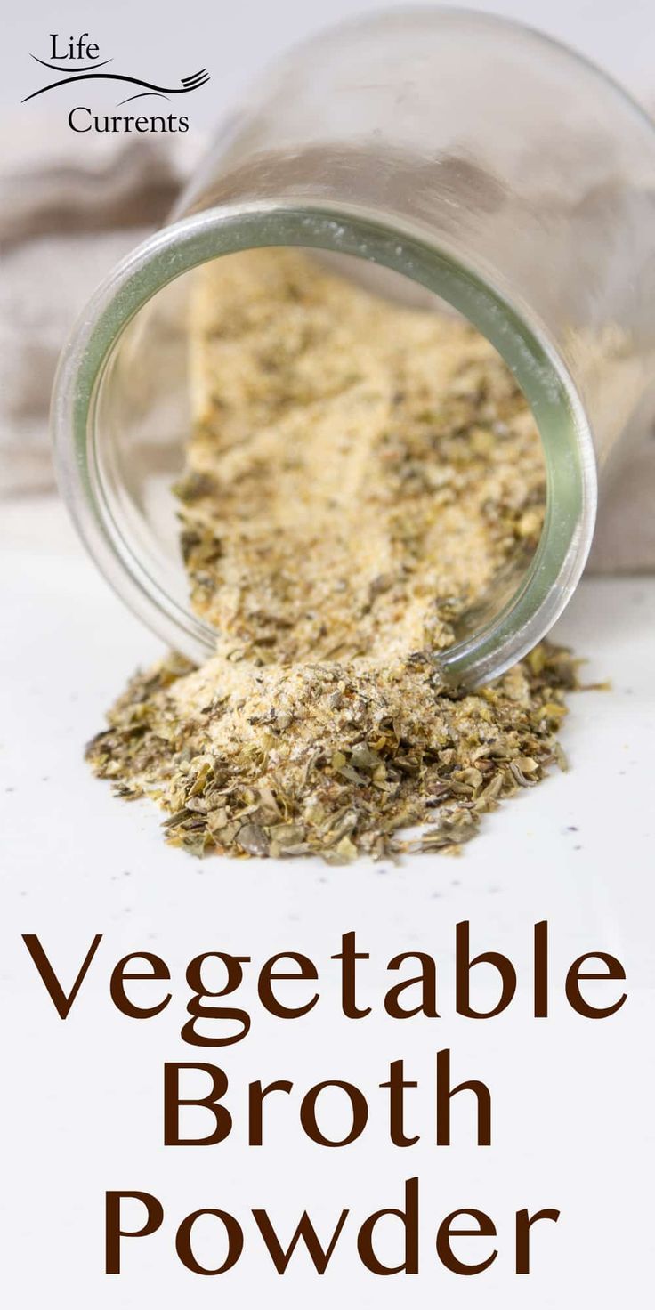 vegetable broth powder in a glass jar with the words, vegetable broth powder