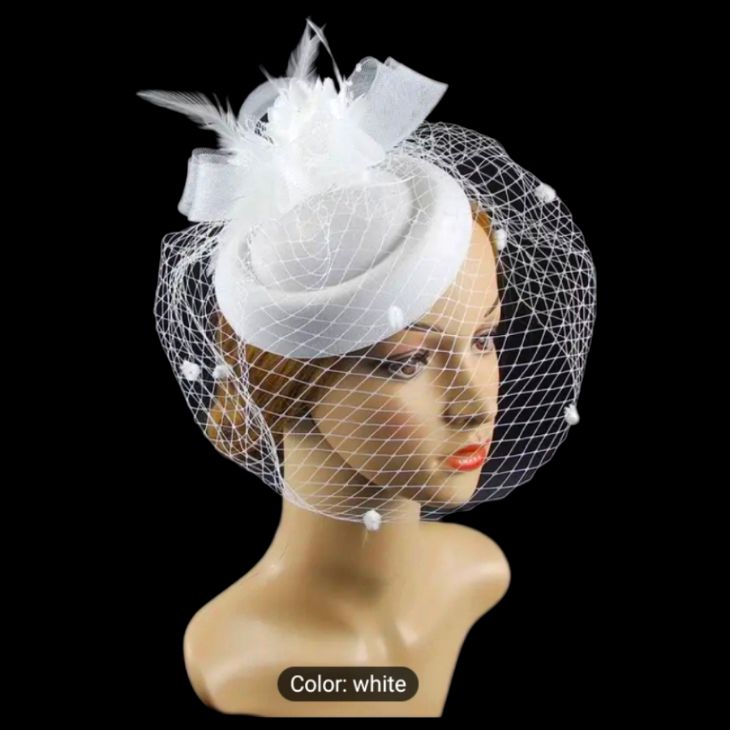 Brand New With Tags. This Classic Pillbox Design In A Vintage Look 20s - 50s Fascinator Decorated With Feathers And An Elegant Birdcage Veil, Promises To Help You Stand-Out In A Crowd. Fancy Dress Ball, Wedding Headwear, Veiled Hats, Vintage Veils, Bridal Headwear, Bride Headpiece, Feather Wedding, Tea Party Hats, Feather Flower