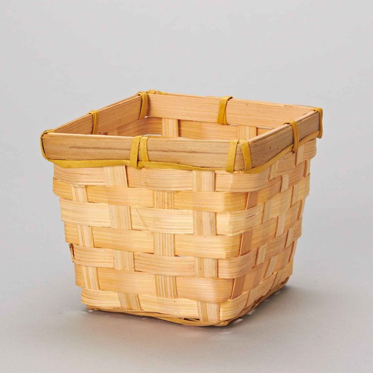 Square Wicker Basket - Events and Crafts-Events and Crafts Christmas Ornament Storage, Wicker Box, Event Decor Direct, Ornament Storage, Berry Baskets, Fabric Storage Bins, Professional Decor, Basket Set, Event Supplies