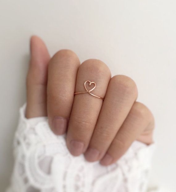 Gold Heart Rings, Brown Engagement Rings, Rose Gold Heart Ring, Brown Diamond Engagement Ring, Wire Jewelry Rings, Rings Boho, Diy Jewelry Rings, Diy Ring, Heart Rings