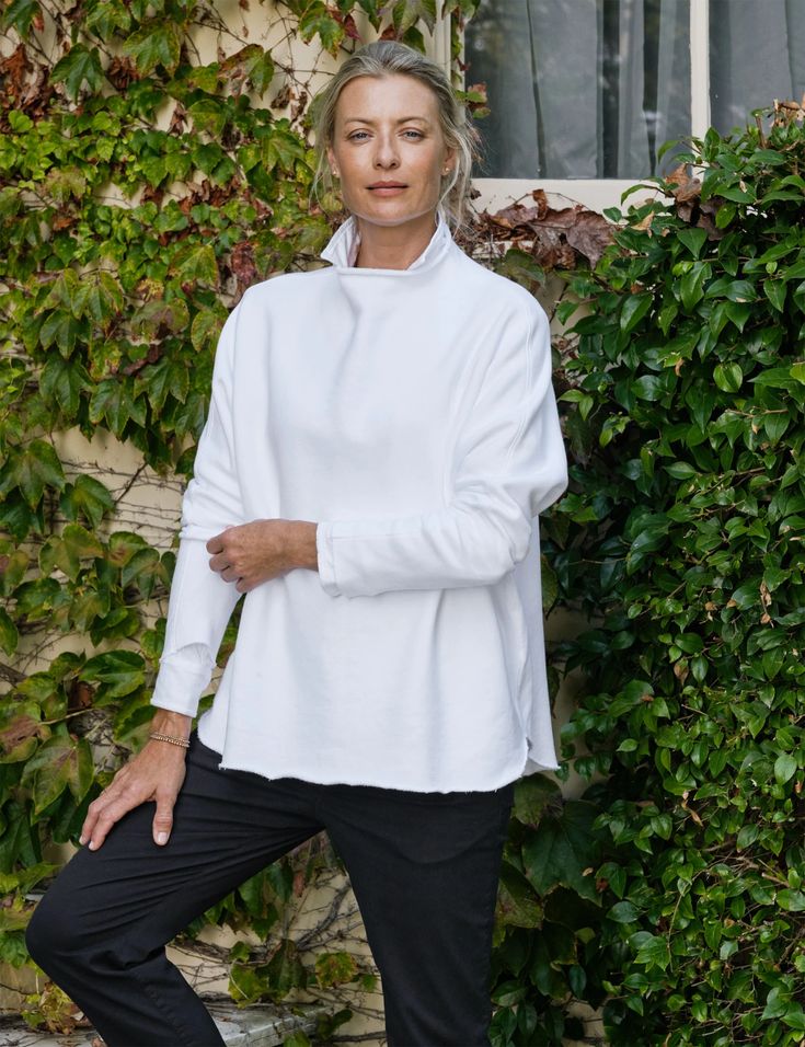 LAB518TF White | Frank & Eileen Travel Coat, Funnel Neck Sweatshirt, Layered Fits, Mock Turtleneck Sweater, Thermal Hoodie, Frank & Eileen, Denim Button Down, Long Sleeve Turtleneck, Mock Turtleneck