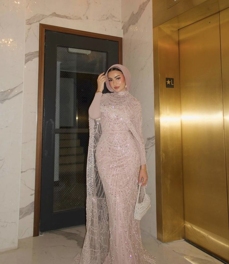 serenehill dress Prom Hijab Style, Hijabi Dresses Prom, Halal Prom Dresses, Nikkah Guest Outfit, Dress Elegant Hijab, Hijabi Evening Dresses, Hijabi Party Dress, Prom Dresses Muslim, Hijabi Engagement Dress