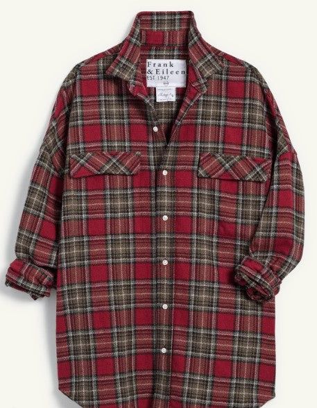 McLoghlin is that perfect button-up-meets-outerwear piece for all seasons. Designed for an oversized fit. Textured flannel green and blue plaid. Green And Blue, Blue Plaid, All Seasons, Black Red, Blue Green, Button Up, Black And Red, Plaid, Green