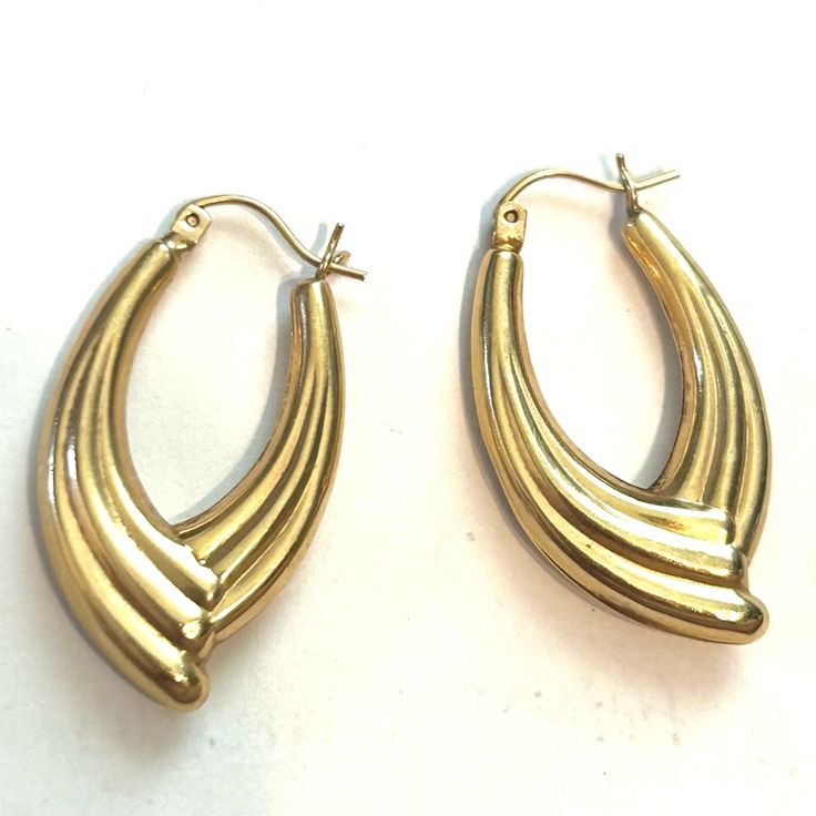 Hoop Earrings Hinged Back 14k Yellow Gold Half Twist Design 2.83 G About 1.3" Hinged Back Are Slightly Crooked (Photo #9) Hinges, Jewelry Earrings, Hoop Earrings, Twist, Yellow Gold, Women Jewelry, Yellow, Gold, Women Shopping