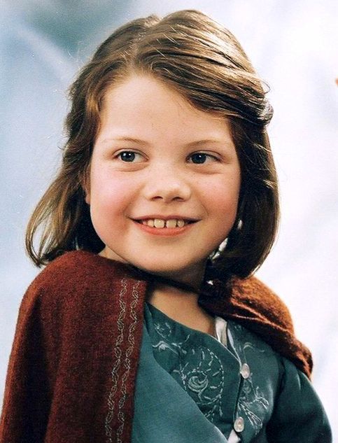 Cutie Narnia Lucy, Narnia Costumes, Lion Witch Wardrobe, Lucy Pevensie, Narnia 3, Supernatural Actors, Georgie Henley, Prince Caspian, Chronicles Of Narnia