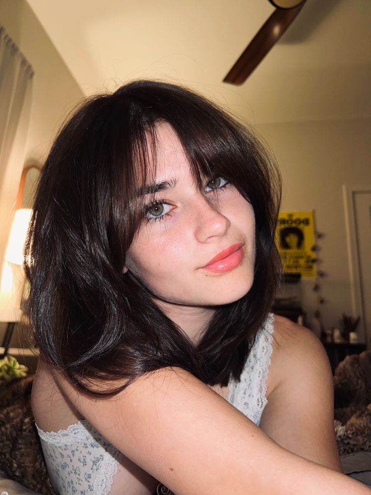 dark brown hair, straight medium length, curtain hair with layers inspo aesthetic, grunge, 2022 haircut inspiration, soft bangs, wispy curtain bangs, selfie pose inspo, instagram inspo, 60s shag, 70s shag, fringe curtain bangs Dark Hair With Bangs Aesthetic, Dark Brown Hair And Curtain Bangs, Layered Collarbone Length Hair With Curtain Bangs, Short Hair With Soft Bangs, Fringe Bangs Shoulder Length Hair, Wispy Bangs With Layers Straight Hair, Chest Length Hair With Bangs, Short Dark Hair Curtain Bangs, Medium Shag With Wispy Bangs