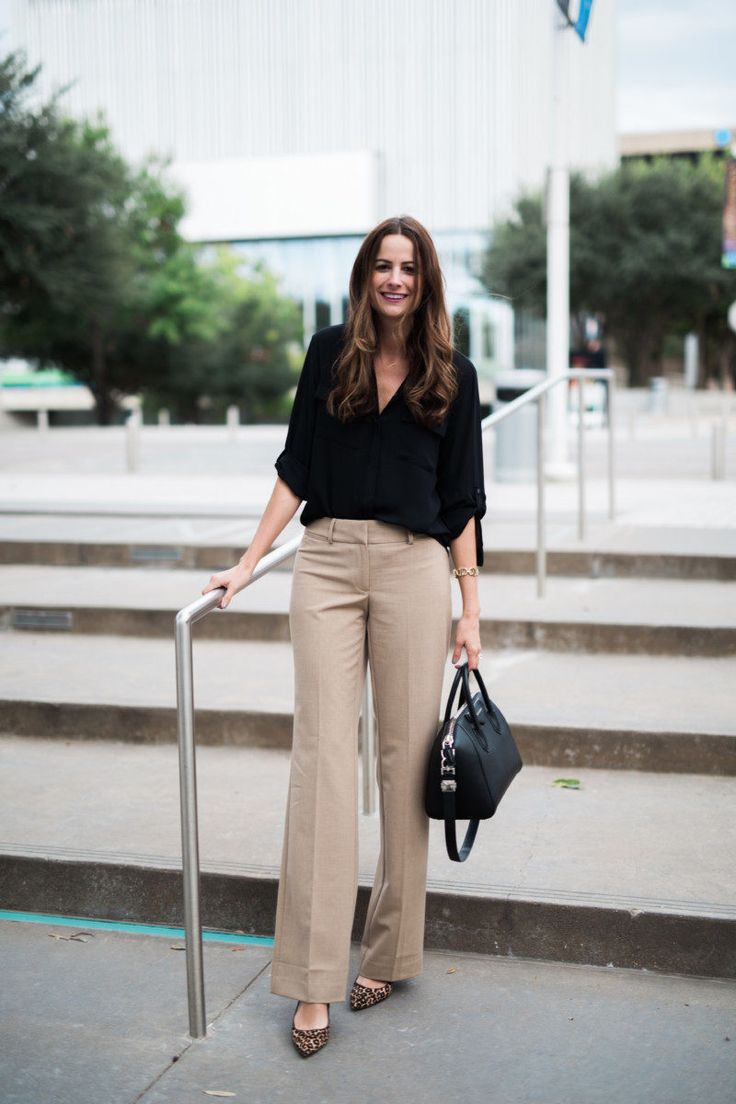 The Miller Affect wearing khaki trousers in Julie fit from LOFT Trouser Formal Women, Office Wear Trousers Women, Khaki Dress Pants Outfit Women, Formal Trousers Outfit, Khaki Trouser Outfit Women, Women Trousers Outfits, Khaki Outfits For Women, Khaki Trousers Outfit, Formals For Women