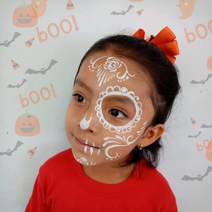 Catrina Makeup For Kids, Catrina Face Painting Kids, Coco Face Paint Kids, Hispanic Heritage Face Painting, Skull Face Paint Kids, Coco Face Paint, Sugar Skull Face Paint Easy, Mexico Face Paint, Mexican Face Paint