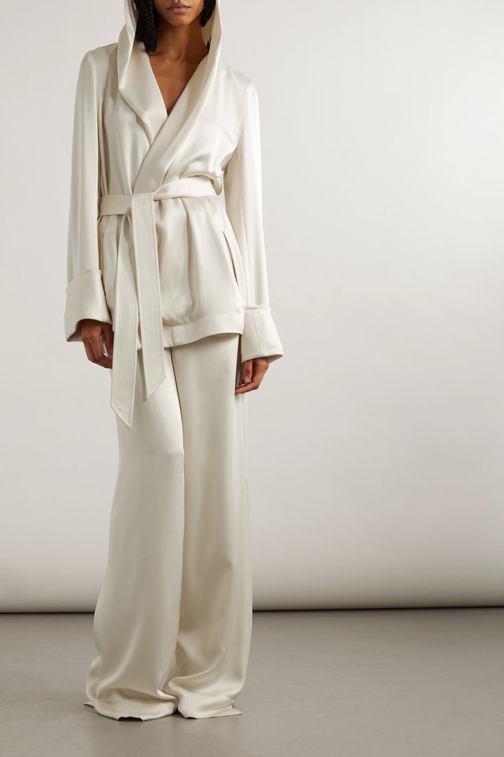 When it comes to lasting wardrobe investments, it's easy to discount light colors - but SAINT LAURENT's pants are here to prove you wrong. Designed to sit high on the waist, they're made from cream satin-crepe and have wide, pooling hems. Wear them with the matching pajama-style top or tonal blouses and blazers. Net A Porter Pajamas, Hooded Jacket Outfit, Satin Pants Outfit, Classy Loungewear, Silk Clothes, Satin Set, Holland Park, Satin Trousers, Mode Abaya