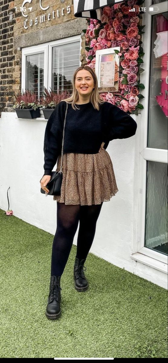 Sweater And Skirt Plus Size, Dr Martens Outfit Fall Plus Size, Winter Outfits Xl Size, Womens Valentines Outfit, Curvy Skirt Outfits Winter, Styling Short Dress For Winter, Fall Outfit Ideas Midsize, Outfits With Tights Plus Size, Skirt With Tights Outfit Plus Size