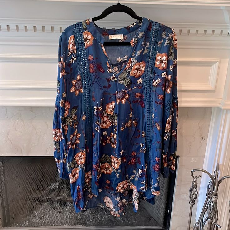 Altar’d State Bohemian Blouse With Pretty Floral Print! Perfect Fall/Transition Piece. Never Worn And With Tags! Blue V-neck Tunic For Spring, Blue Tunic Tops For Fall, Spring Blue Rayon Blouse, Blue Floral Print Blouse For Fall, Blue Long Sleeve Tunic For Spring, Blue Tunic Blouse For Fall, Casual Blue Floral Print Tunic, Blue Rayon V-neck Blouse, Blue Floral Print Tunic Top