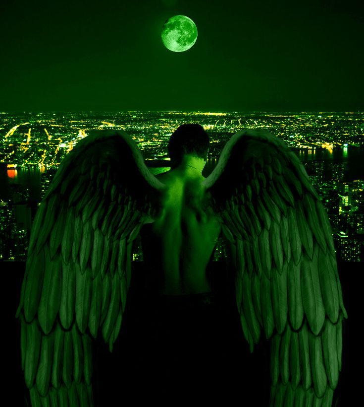 an angel standing in front of a city at night with the words la fashion de un angel