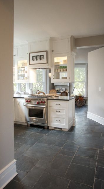 the kitchen is clean and ready to be used as an appliance for cooking