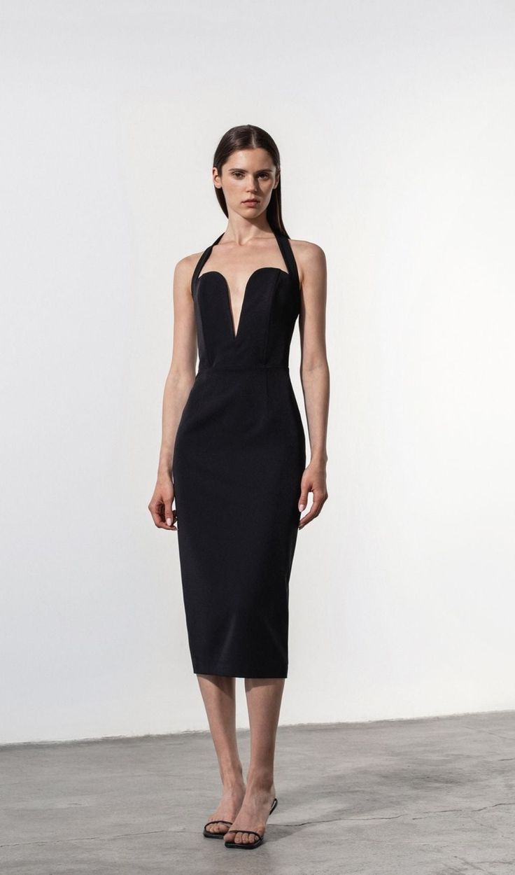 Simplicity is key， this dress is all that. It has a pretty halter design and a flattering midi cut. Wear yours with black sandals for a tonal head to toe vibe. WHERE TO WEAR:Perfect for Summer cocktails, Hen parties. Item runs true to size chart and is cut to suit our size chart. Please refer to our size chart for the best fit. Do not size up or down. Colour may vary due to the lighting on images. The product images (without model) are closest to the true colour of the product. Chic Knee-length Formal Halter Dress, Chic Knee-length Halter Dress For Formal Occasions, Knee-length Halter Dress For Night Out, Elegant Midi Halter Dress For Night Out, Summer Evening Midi Halter Dress, Summer Evening Halter Midi Dress, Fitted Halter Dress For Summer Gala, Fitted Knee-length Halter Dress For Evening, Formal Halter Neck Midi Dress For Summer