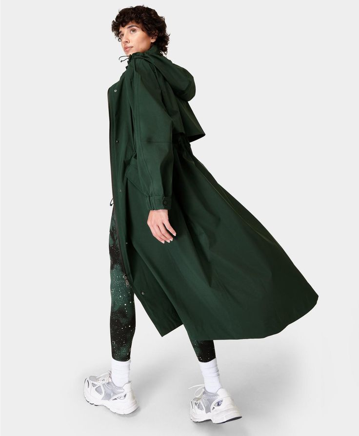 Lebanon Summer, Rainy Day Outfit For Spring, Green Rain Jacket, Raincoat Fashion, Waterproof Jacket Women, Waterproof Parka, Long Rain Coat, Rain Jacket Women, Hooded Cloak