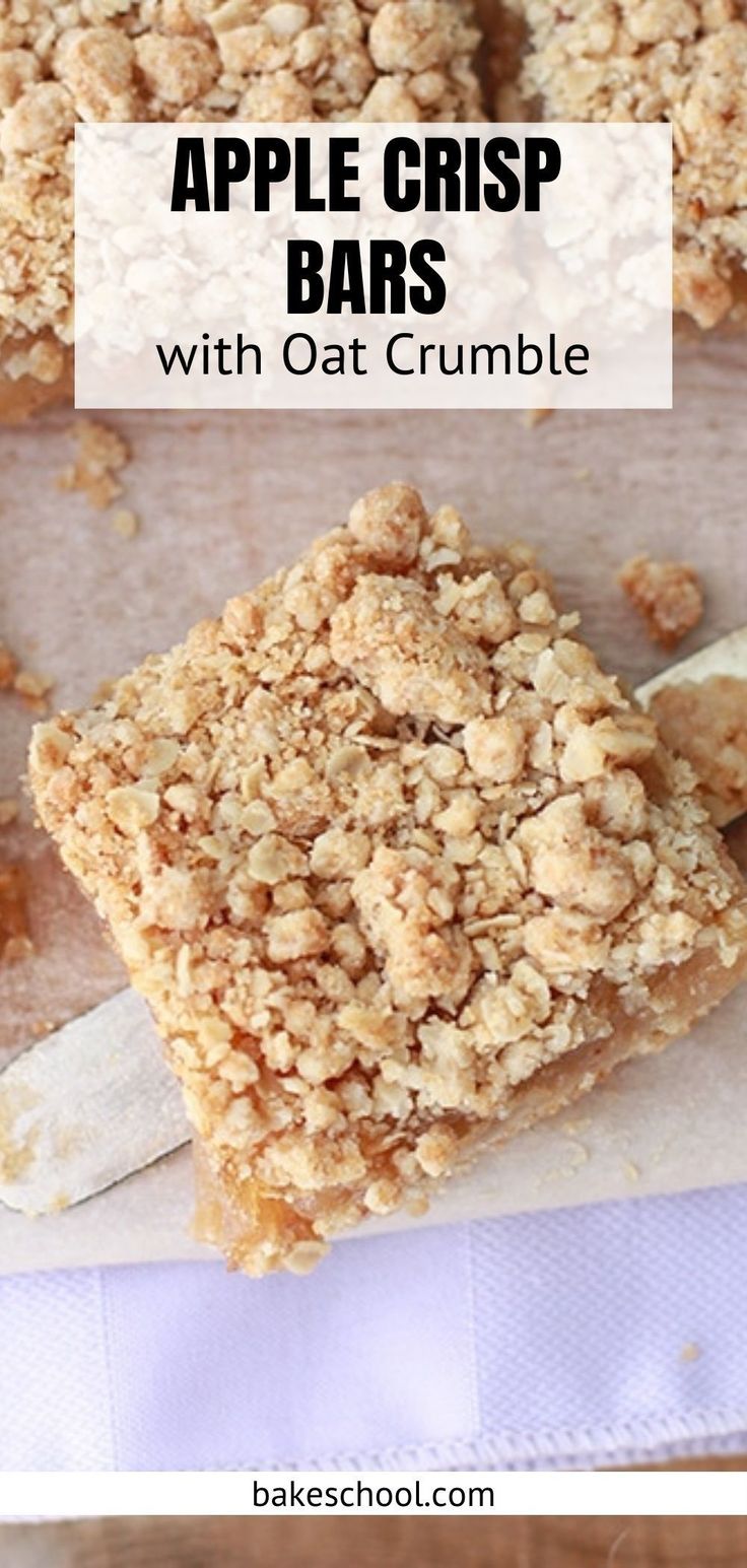 apple crisp bars with oat crumble on top