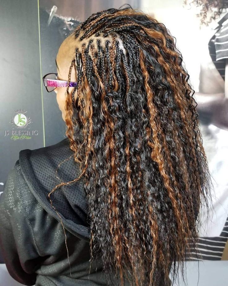 Sophisticated Micro Braids Looks Colored Micro Braids, Pic And Drop Braids, Medium Micro Braids, Micro Braids Human Hair, Human Hair Braids, Braids Hairstyles Ideas, Micro Braids Styles, Tree Braids Hairstyles, Braided Mohawk Hairstyles