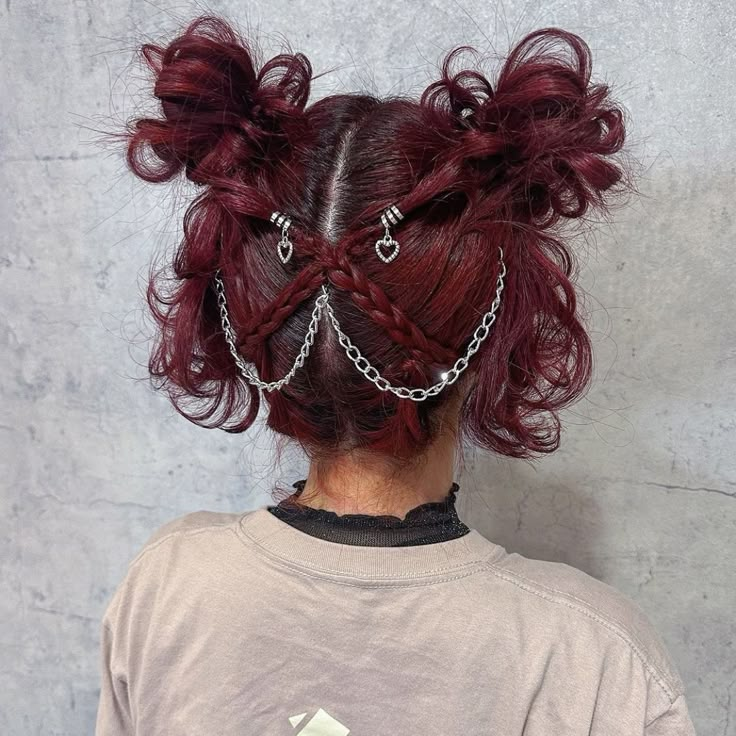 Short Hairstyles With Accessories, Fun Hair Inspo Color, Hairstyles For Growing Out Undercut, Creative Short Hairstyles, Scorpion Hairstyle, Alternative Prom Hair, Unique Short Hairstyles, Alternative Updos, Red And Blonde Curly Hair