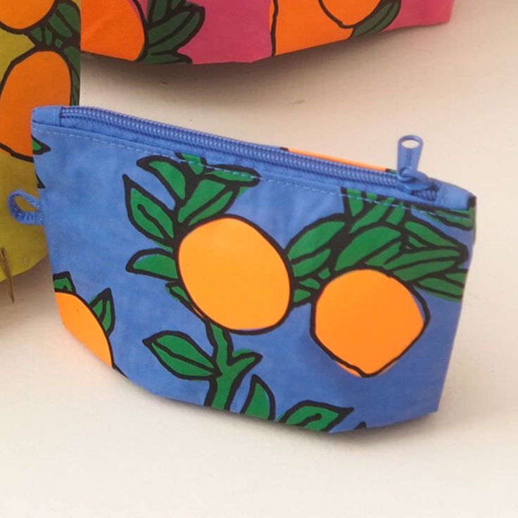 New Without Tag. This Listing Is For One Pouch, Not The Set Color: Orange Tree Size: Small Dimensions: 4" X 6.75" X 2.25" Baggu’s Go Pouch Makes It Easy To Keep Your Bag Neatly Packed And Organized. This Pouch Expand To Hold Your Essentials And Lay Flat When Not In Use. Made Of Recycled Heavyweight Nylon. - 100% Recycled Nylon - Machine Wash ** First Time On Poshmark? Use Code Emmmamercer When You Create Your Poshmark Account To Receive A $10 Credit Toward Your First Purchase. ** Orange Travel Pouch With Zipper, Orange Rectangular Coin Purse For Daily Use, Blue Coin Purse With Removable Pouch, Orange Rectangular Bag With Zipper Pouch, Rectangular Orange Bag With Zipper Pouch, Orange Zipper Pouch For Gift, Orange Zipper Pouch Gift, Gift Orange Zipper Pouch, Orange Rectangular Pouch With Removable Section