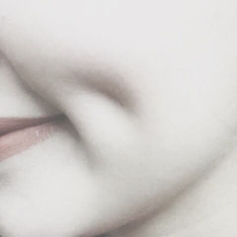 V Shaped Chin Aesthetic, Body Features Aesthetic, Specific Features Claim, Pale Skin Subliminal Result, Pale Skin Aesthetic, Dimples Aesthetic, Unique Body Features, Super Pale Skin, Pearly White Teeth