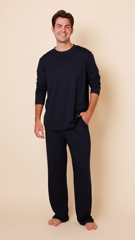 Londo looks great to my wife the quality is good widely recommended Loungewear For Men, Men’s Pjs, Men Lounge Wear, Pyjamas Aesthetic Men, Pjs Men, Male Pajamas, Pjs For Men, Men Pyjamas, Sleepwear For Men