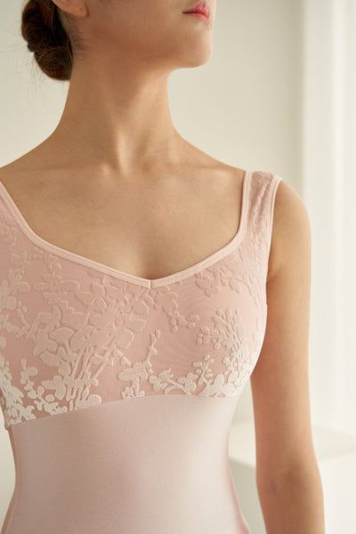 Made with baby pink meshvelvet and a deep V-back line that overlapsThis leotard is designed with a silky blend of Italian fibres to provide the utmost comfort and breathabilityThe intricate details resemble floral embroidery to create a feminine and luxurious aestheticThe velvet is laid onto premium mesh fabricas if it was delicately embroidered by handMaterials:Body/LiningNylon 82Spandex 18%TopNylon 40Poly 50Spandex 10**Sizing: please note that on size chart (found in the imagesto measure your Gaynor Minden Pointe Shoes, Ballet Attire, Coquette Clothes, Neural Pathways, Pink Leotard, Dancer Lifestyle, Ma Cherie, Luxurious Aesthetic, Dance Wear Ballet