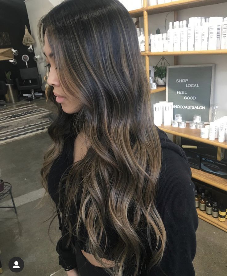 Simple Balayage Dark Hair, Light Brown Dimensional Balayage, Balayage For Dark Brown Hair 2023, Blowout Balayage Hair, Black Hair With Brunette Balayage, Brunette Hair Color With Babylights, Ash Bayalage Brunette, Balayage Hair Front Pieces, Brunette Balayage Hair On Black Hair