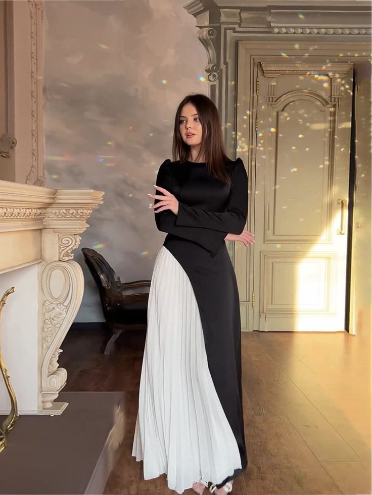 F00265627-102 Abaya Pleated, Party Abaya, Morocco Kaftan, Long Skirt Pattern, Waist Tie Dress, Eid Ramadan, Tie Waist Dress, Skirt Skirt, Dresses Party