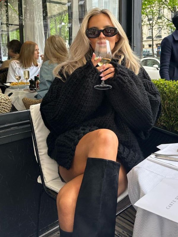 a woman sitting at a table with a glass of wine It Woman Aesthetic, Style With Long Boots, Fall Style Trends Casual, Chunky Knit Jumper Outfit, Fall Sweater Dress Outfits Boots, Oversize Knit Sweater Outfit, Cute Winter Style, Cozy Weekend Outfit, Fall Sweaters 2024