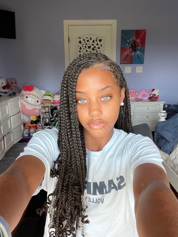 Braided Hairstyles For Light Skin Women, Light Skin With Braids, Black Female Face Claims, Face Claims Female Black, Hairstyles Light Skin, Brownskin Girl, People With Green Eyes, Brown Skin Girl, Light Brown Skin