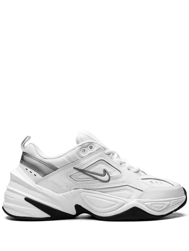 Nike Old School Sneakers, Nike Sneakers White, Nike Womens Sneakers, Shoes Sneakers Black, Nike Sports Shoes, Yk2 Shoes, Best Nike Shoes, Nike Sport Shoes, Cute White Sneakers