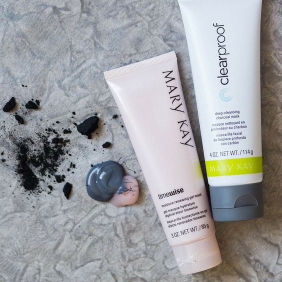 Hot new multimasking trend! Use different Mary Kay® masks to target different areas of your face and address specific skin needs all at once! Diy Charcoal Mask, Kosmetyki Mary Kay, Multi Masking, Timewise Repair, Mary Kay Skin Care, Mary Kay Timewise, Mary Kay Business, Cleansing Mask, Charcoal Mask