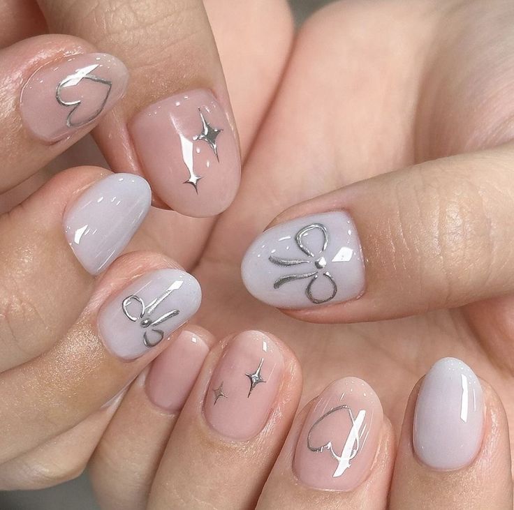 Short Nails Inspo Valentines, Minimalist Nails Korean, Simple Coquette Nails, Korean Summer Nails, Balletcore Nails, Korean Nails Short, Blush Nail Designs, Coquette Nail, Fake Nails Designs