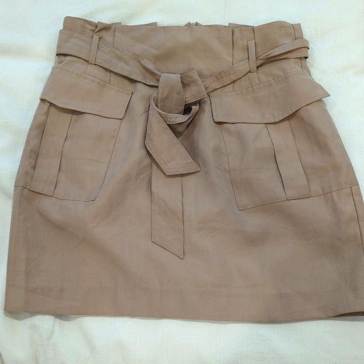 Size 8 Never Worn H&M Cargo Skirt With Belt. Tencel Material. Skirt With Belt, Hm Skirt, Cargo Skirt, Halloween Costume, Kids Fashion, Halloween Costumes, Forever 21, H&m, Womens Skirt