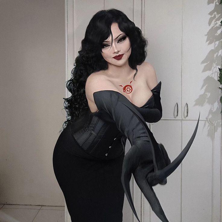 Lust from Fullmetal Alchemist🖤🩸 #fma #fullmetalalchemist #lustfma #cosplay Angle Oc, Black Goth Makeup, Fullmetal Alchemist Cosplay, Dark Gothic Fashion, Goth Outfit Inspo, Most Creative Halloween Costumes, Halloween Costumes 2022, Anime Cosplay Makeup, Dc Cosplay