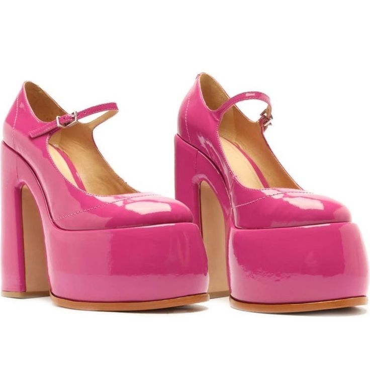 Schutz Zayne Mary Jane Platform Pumps Retro Barbie Pink New Size: 7.5 Retro Barbiecore Barbie Pink Mary Jane Lofty Platform Pump Glossy Finish Vegan Leather Sky High Block Heel 6 Inch Heel 2.5 Inch Platform Made In Brazil Brand New In Box Retro Barbie, 6 Inch Heels, Platform Mary Janes, Mary Jane Pumps, Platform Sandals Heels, Jairzinho, Pink Heels, Lace Up Sandals, Platform Pumps