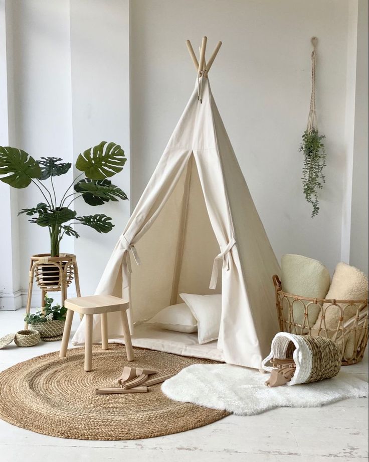 NATURAL TEEPEE Photography Studio Decor, Hanging Tent, Deco Studio, Teepee Kids, Kids Tents, Teepee Tent, Baby Bedding, Studio Decor, Nursery Neutral