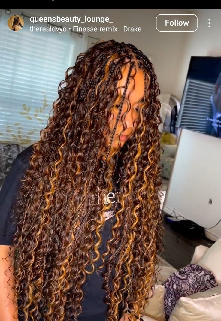 #Rp Black And Honey Brown Boho Braids, Boho Braids With Highlights, Honey Blonde Boho Braids, Brown Bohemian Braids, Hairstyles Goddess Braids, Boho Braided Hairstyles, Braids Boho, Highlights Curly Hair, Big Box Braids Hairstyles