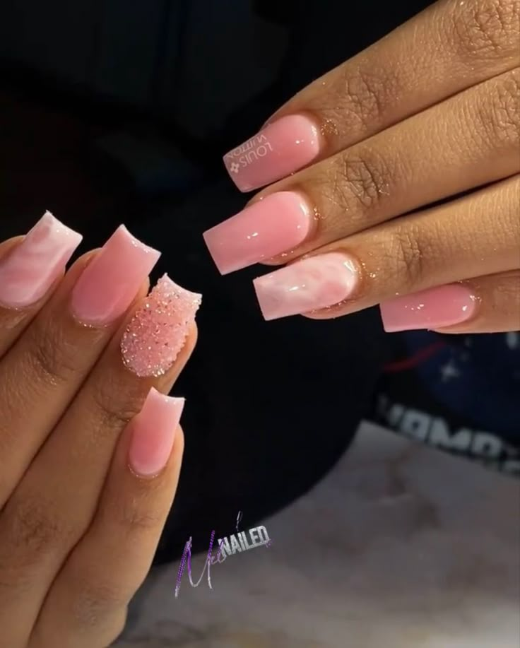 Short White And Pink Acrylic Nails, Birthday Nail Ideas Acrylic Short, Purple Short Acrylic Nails, Sugar Glitter Nails, Full Set Nails Acrylic, Short Pink Acrylic Nails, Purple Acrylic Nails, Acrylic Nail Set, Choppy Bob