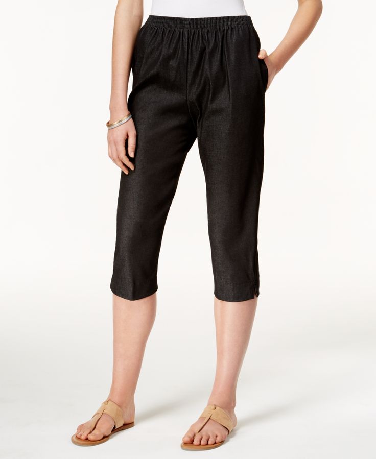 A pull-on design and capri length make these petite jeans from Alfred Dunner you new casual go-to. Cropped Denim Pants, Womens Capris, Alfred Dunner, Jeans Online, Petite Jeans, Capri Jeans, Cropped Denim, Pants Color, Pull On Pants