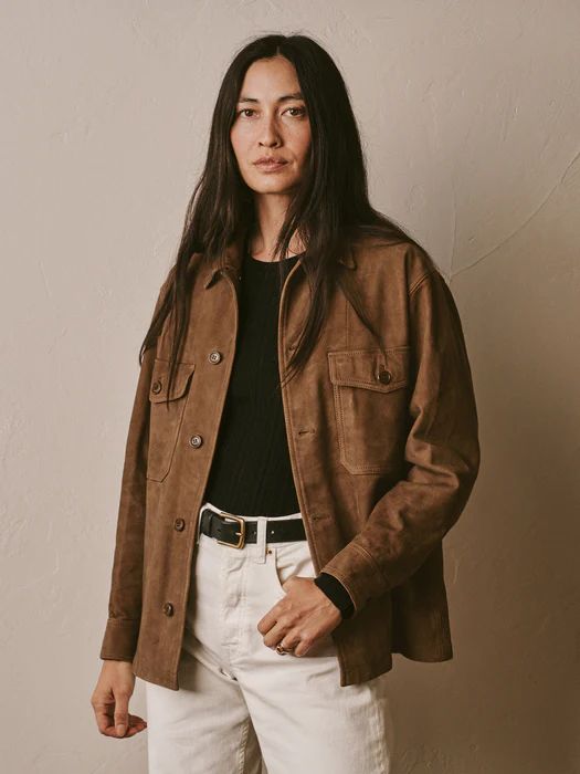 Women's All - Buck Mason Tan Suede Jacket Outfit, Suede Shirt Outfit, Brown Fall Jacket, Trucker Jacket Outfit, Utility Jacket Outfit, Suede Jacket Outfit, Tan Suede Jacket, Buck Mason, Jacket Outfit Women