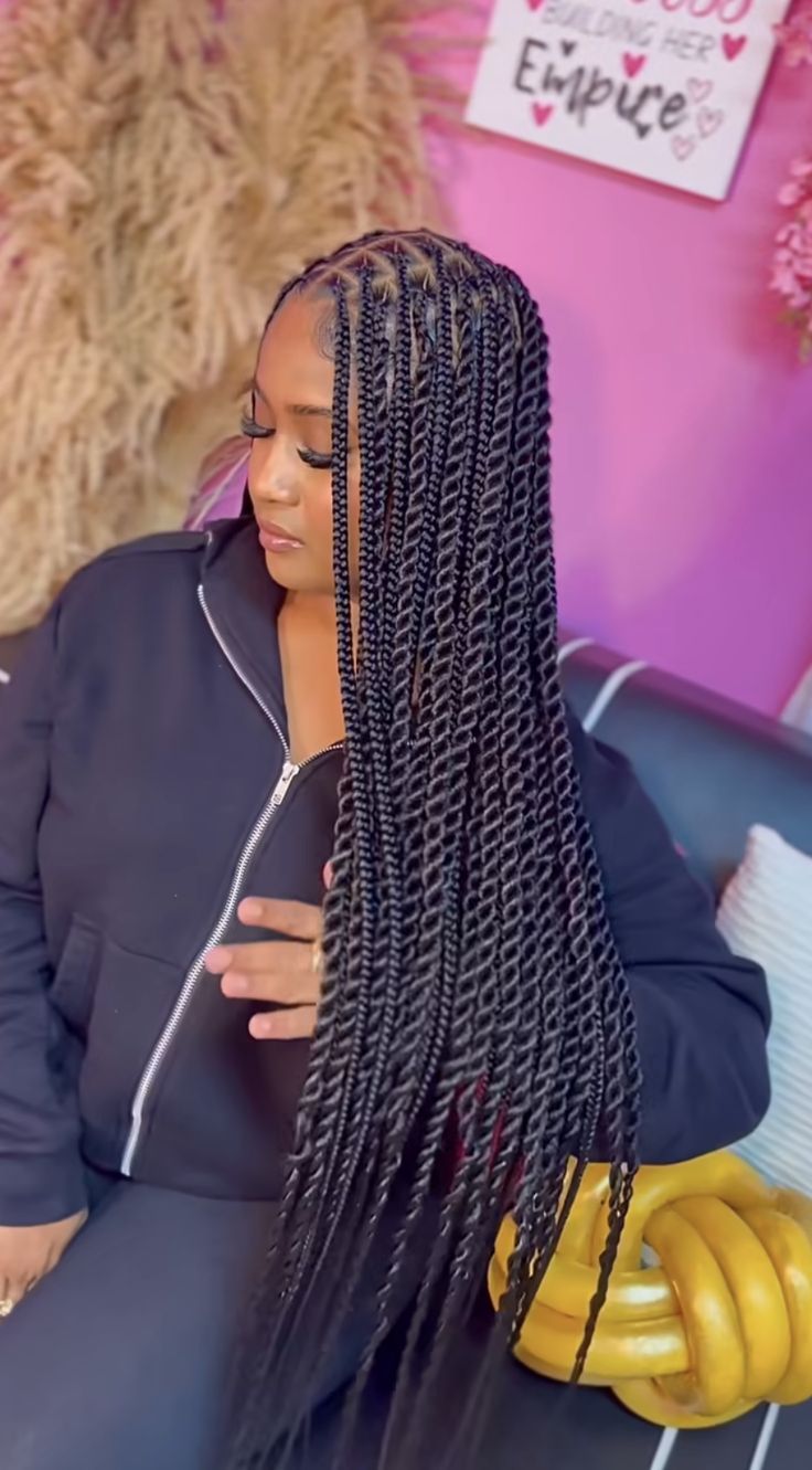 The new trend braid and twist i love it and what do you thinkbraidhairstylethe new trendy braid2024💕 Knotless And Twist Braids, Trending Braid Styles 2024, New Braids Style 2024, Latest Twist Braids Hairstyles, 2024 Trendy Hairstyles, Braids 2024 Trends, Trending Braided Hairstyles 2024, Trendy Hair Styles 2024, Trendy Hairstyles Braids 2024