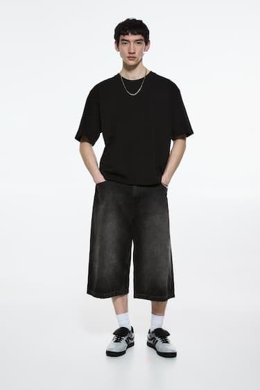 Jorts super baggy - pull&bear Baggy Jorts Outfits, Running Outfit Men, Running Outfit, Wishlist 2024, Running Clothes, Fashion Fits, Streetwear Fashion, Street Wear, Mens Outfits